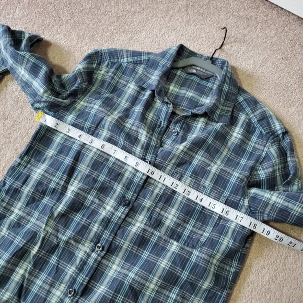 The North Face Berkeley Boyfriend Plaid Button Up Shirt S Hiking Outdoor Cabin - Picture 6 of 9
